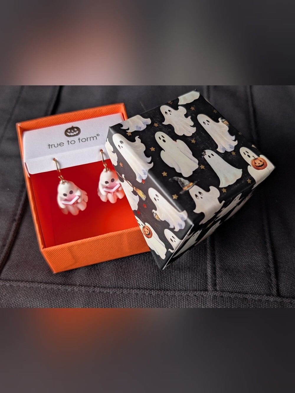 👻 Cute Ghost with Pink Book Charm Earrings 📖 - Picture 4 of 5